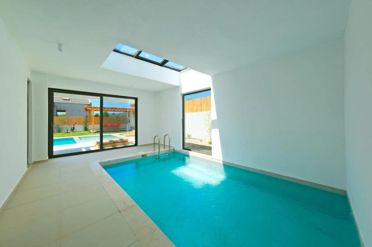 Villa Neo With 2 Private Pools, Bbq, Jacuzzi And Sauna フェティエ トルコ