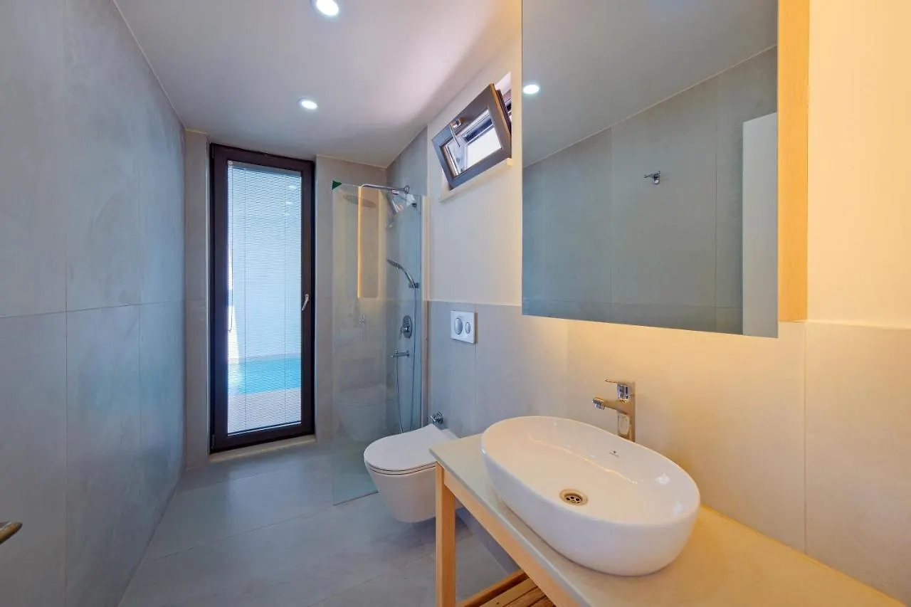 Villa Neo With 2 Private Pools, Bbq, Jacuzzi And Sauna フェティエ